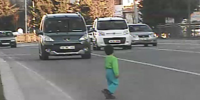 Polis ekibi, radardan görüp felaketi önledi