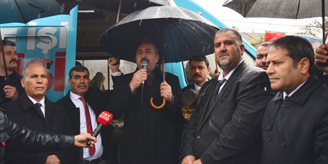 'Millet darbeyle mücadele ederken sen nasıl içersin?'