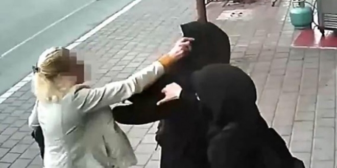Tesettürlü kadına saldırı yapan şahıs serbest bırakıldı