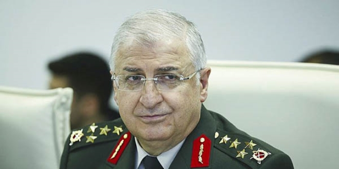 Genelkurmay Başkanı Yaşar Güler oyunu kullandı