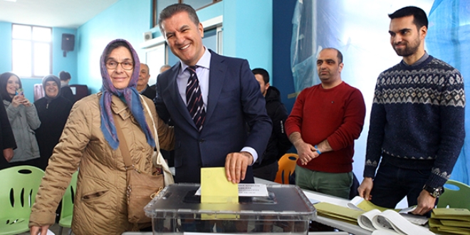 Mustafa Sarıgül oyunu kullandı
