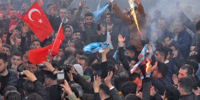 Şırnak'ta AK Parti sevinci