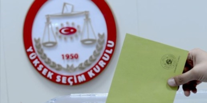 Kahramankazan'da muhtarlar kura ile belirlendi
