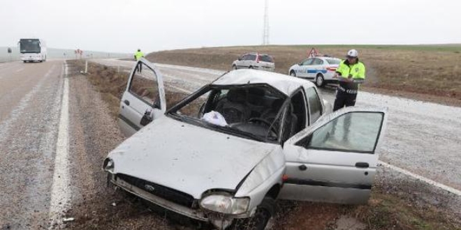 Sağlık görevlisi çift kaza yaptı 2: yaralı
