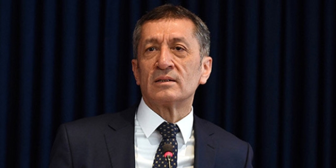 Bakan Selçuk'tan Necmettin öğretmen için taziye