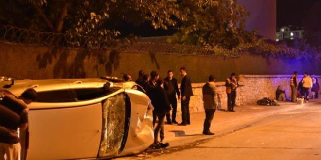 Konya'da otomobil yayalara arpt: 1 l, 1 yaral