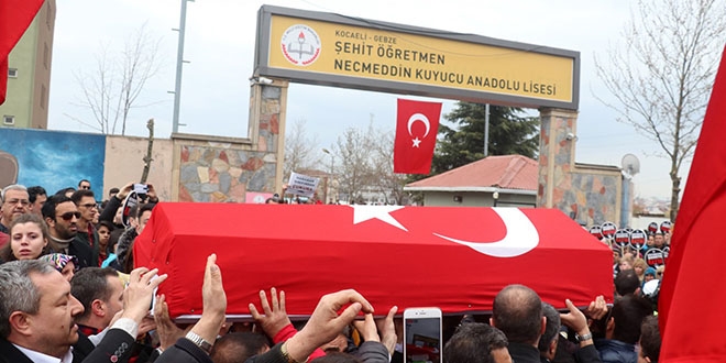 Müdür yardımcısını öldüren öğrenci tutuklandı