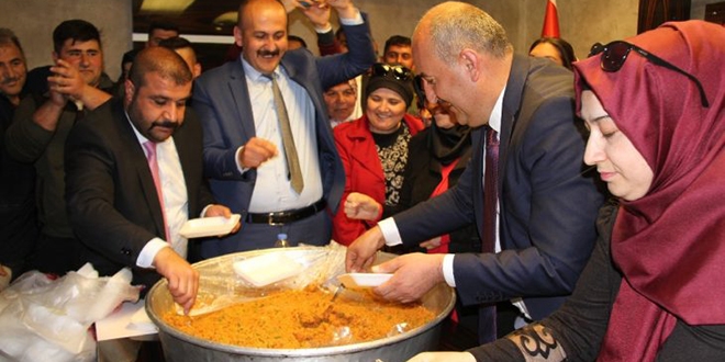 Eşi makamında gün yapmıştı, belediye başkanı oldu