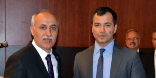 Yıllardır çalıştığı belediyeye başkan seçildi