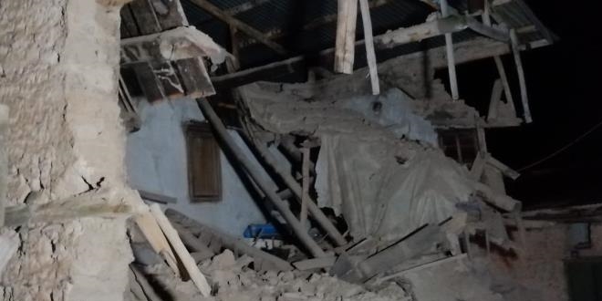 Deprem Doğanbağı köyünde 5 eve hasar verdi