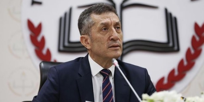 Bakan Selçuk: Eğitim, çocukları şimdiye uyandırmaktır