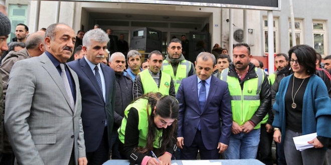 Tunceli Valisi Sonel'den belediye borcu açıklaması