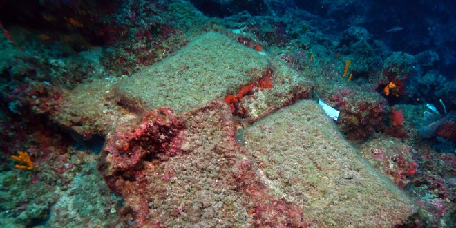 Antalya'da 3 bin 600 yıllık gemi batığı bulundu