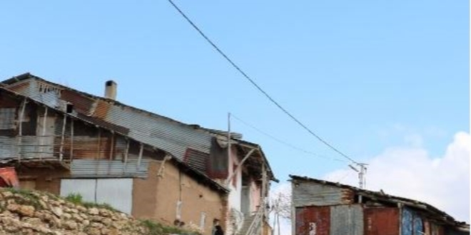 Bu kyde her 4 kiiden birisi doktor