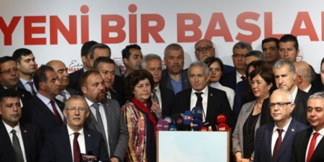 CHP'li 55 il bakanndan ar: Mazbatay verin