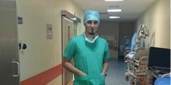 Trafik kazası geçiren doktor hayatını kaybetti