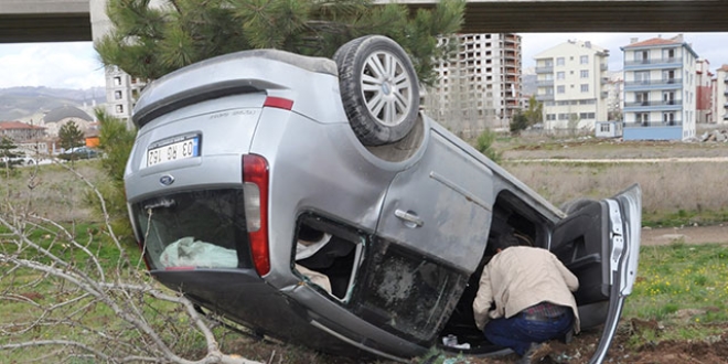 Afyonkarahisar'da otomobil takla att: 7 yaral