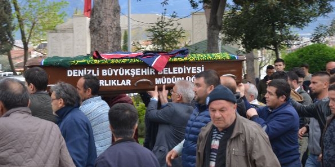 Kayalklardan derek len ocuk defnedildi