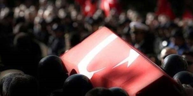 Tunceli'de bir asker kaza kurşunuyla şehit oldu