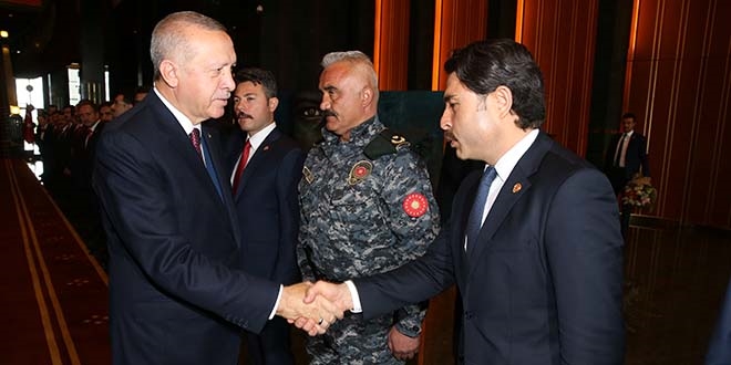 Erdoğan, koruma polisleriyle bir araya geldi