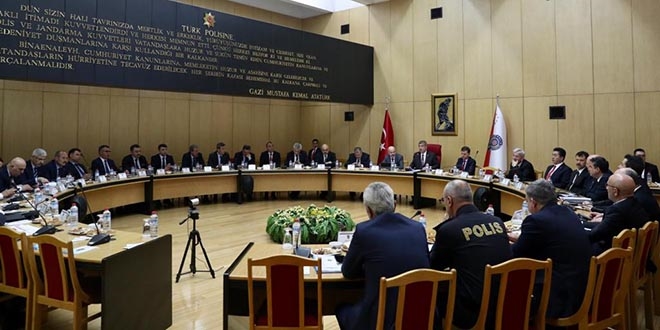 Emniyet müdürlerine 'Mavi Balina' uyarısı