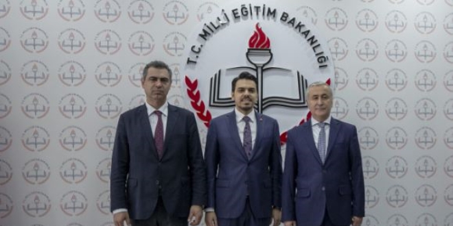 MEB'den yurt dışındaki öğretmenlerin eğitimi için iş birliği
