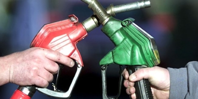 Benzin ve motorine zam geldi ama pompaya yansımadı