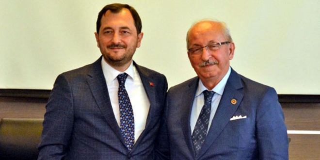 CHP ve AK Parti'li bakanlardan birlik mesaj