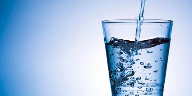 Ses sağlığınız için günde 2 litre su için