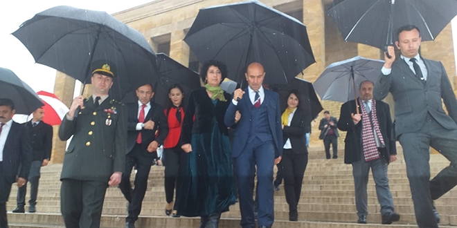 Tunç Soyer, Anıtkabir'i ziyaret etti