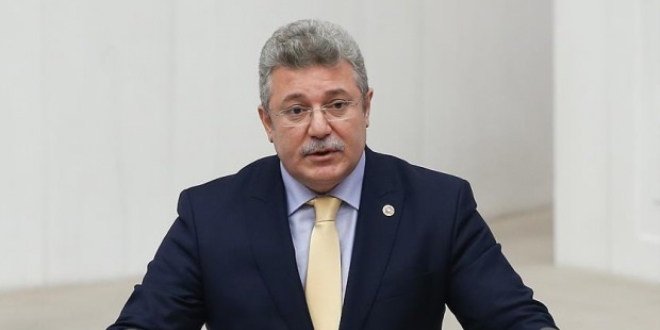 Akbaşoğlu, çay-simit videosunun kesilmemiş halini yayımladı