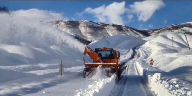 Tunceli'de kar ve yağmur hayatı olumsuz etkiliyor