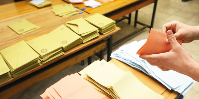 Hukukçular: Bütün oylar sayılmalıydı