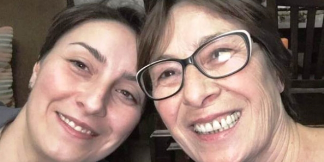Tuna öğretmen yatağında ölü bulundu
