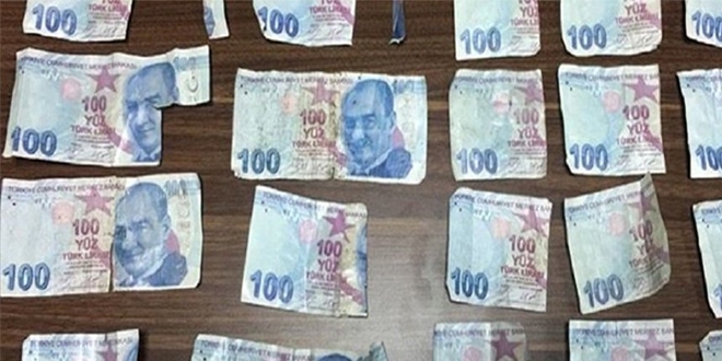 ATM'lere sahte para yatırıp bankaları dolandırmışlar
