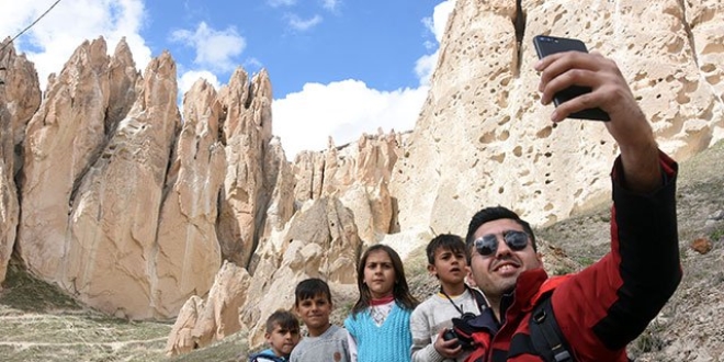 Van'ın Kapadokyası 'Vanadokya'ya' turist akını