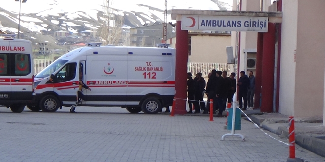 Hakkari'de çatışma: 2 asker yaralı