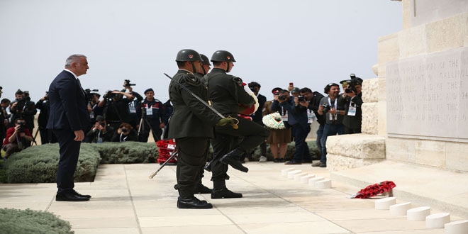 anakkale Savalar'nn 104. yl dnm trenleri yapld