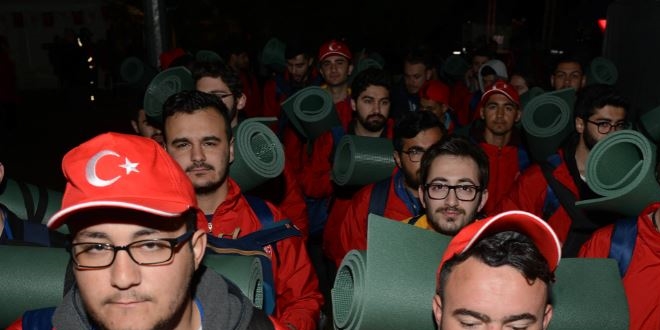 Genler atalarnn izinde Conkbayr'na yryor