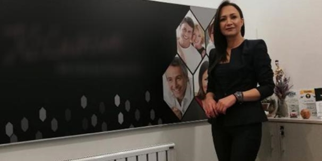 Bankacı genç kadına otomobilde infaz