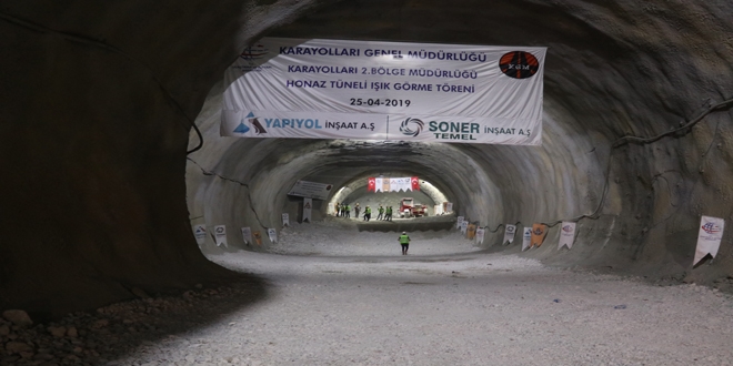 Turizm merkezlerini birbirine yaklatracak tnelde k grnd