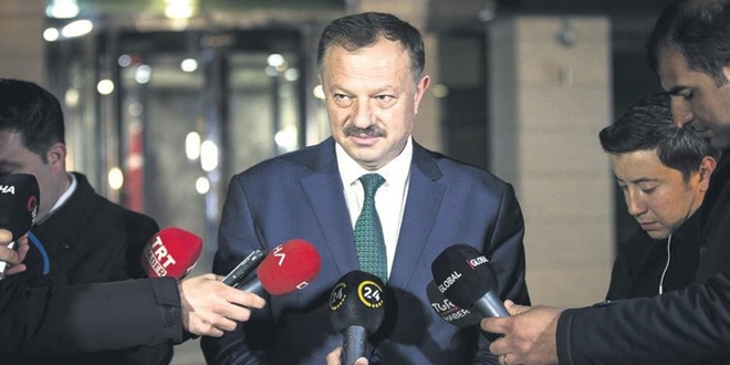 '39 bin kişi sandıklara dışarıdan görevlendirilmiş'