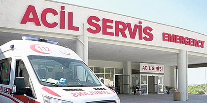 Askerleri taşıyan otobüs kaza yaptı: 7 asker yaralı