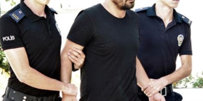 Vatandaşları 1,5 milyon lira dolandıran 3 kişi gözaltında