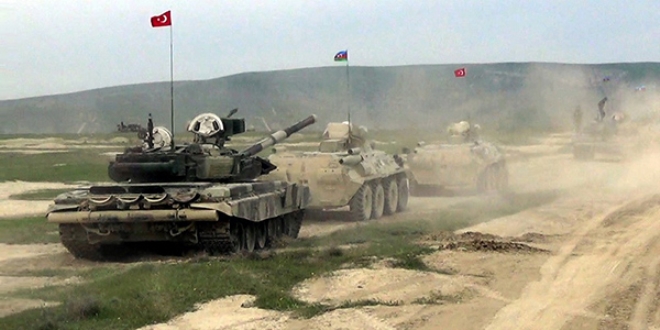 Trkiye ve Azerbaycan'n ortak askeri tatbikat balad