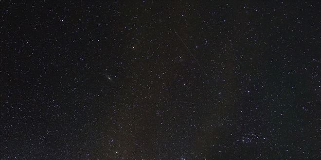 Dev asteroid 10 yıl sonra Dünya'yı teğet geçecek