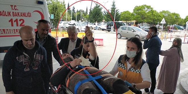 Karnna saplanan zpknla hastaneye kaldrld