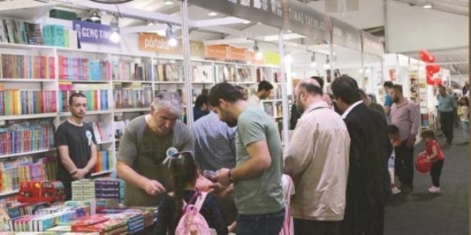 İmamoğlu'nun izin vermediği fuar Çamlıca'ya alınıyor