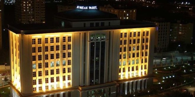 AK Parti MYK toplantısı sona erdi