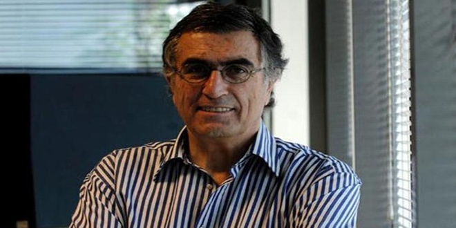 Gazeteci Hasan Cemal'e para cezas